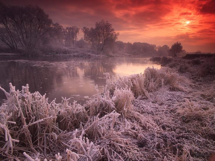 Tapety Widoki - River Avon, Great Britain.jpg