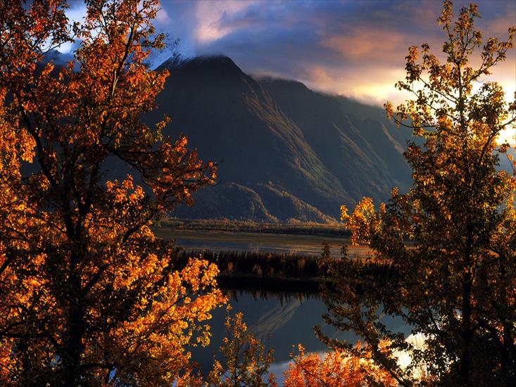 różne tapety - Pioneer Peak, Matanuska Valley, Alaska.jpg
