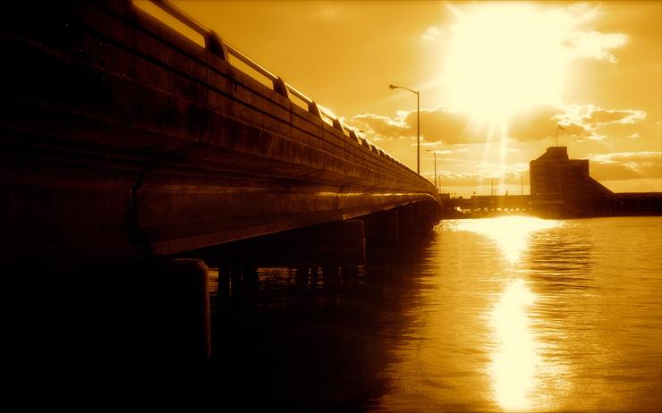 My Pictures - Sunlit Span.jpg