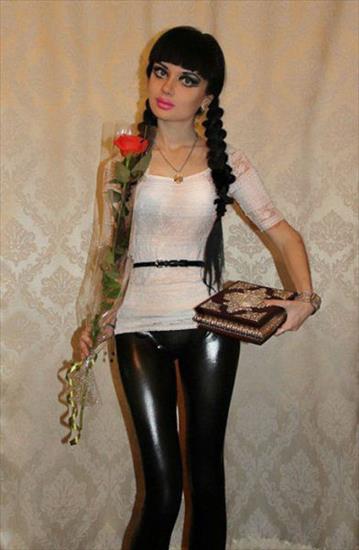 Kolejna żywa Barbie podbija Ukrainę - a22974_8.jpg